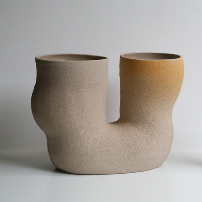 DUNE LOOP VASE
