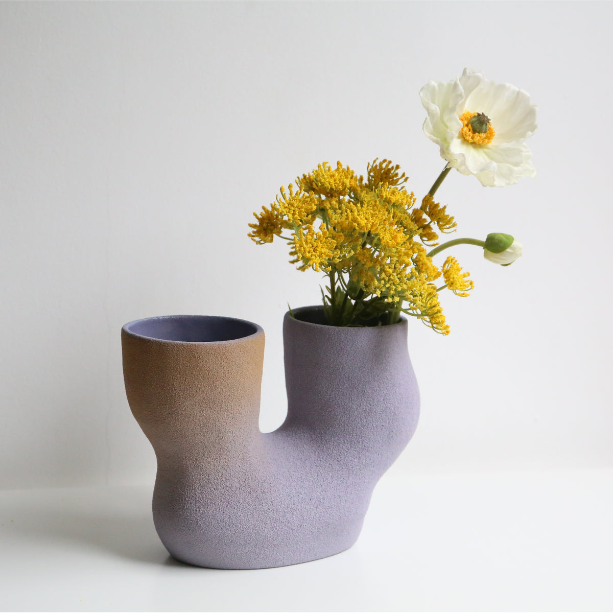 DUNE LOOP VASE